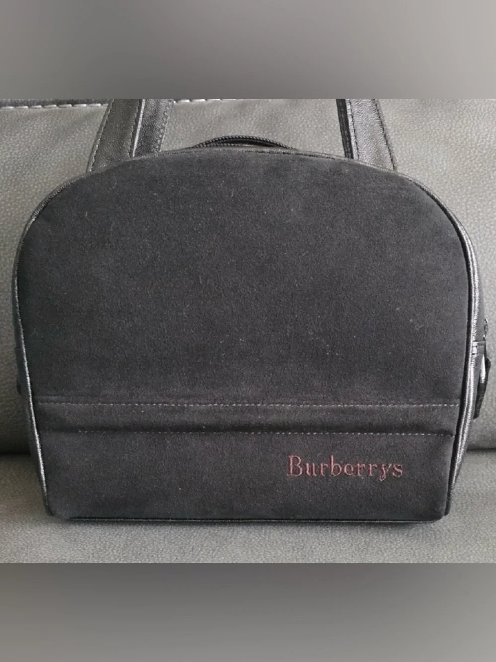 Burberrys Beauty/Fragrance Line Black Mini Bag